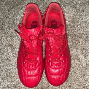 women’s cleats 6.5